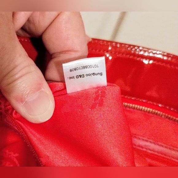 MCM Limited Edition Tote Red Great Pre-loved Condition - Picture 11 of 12